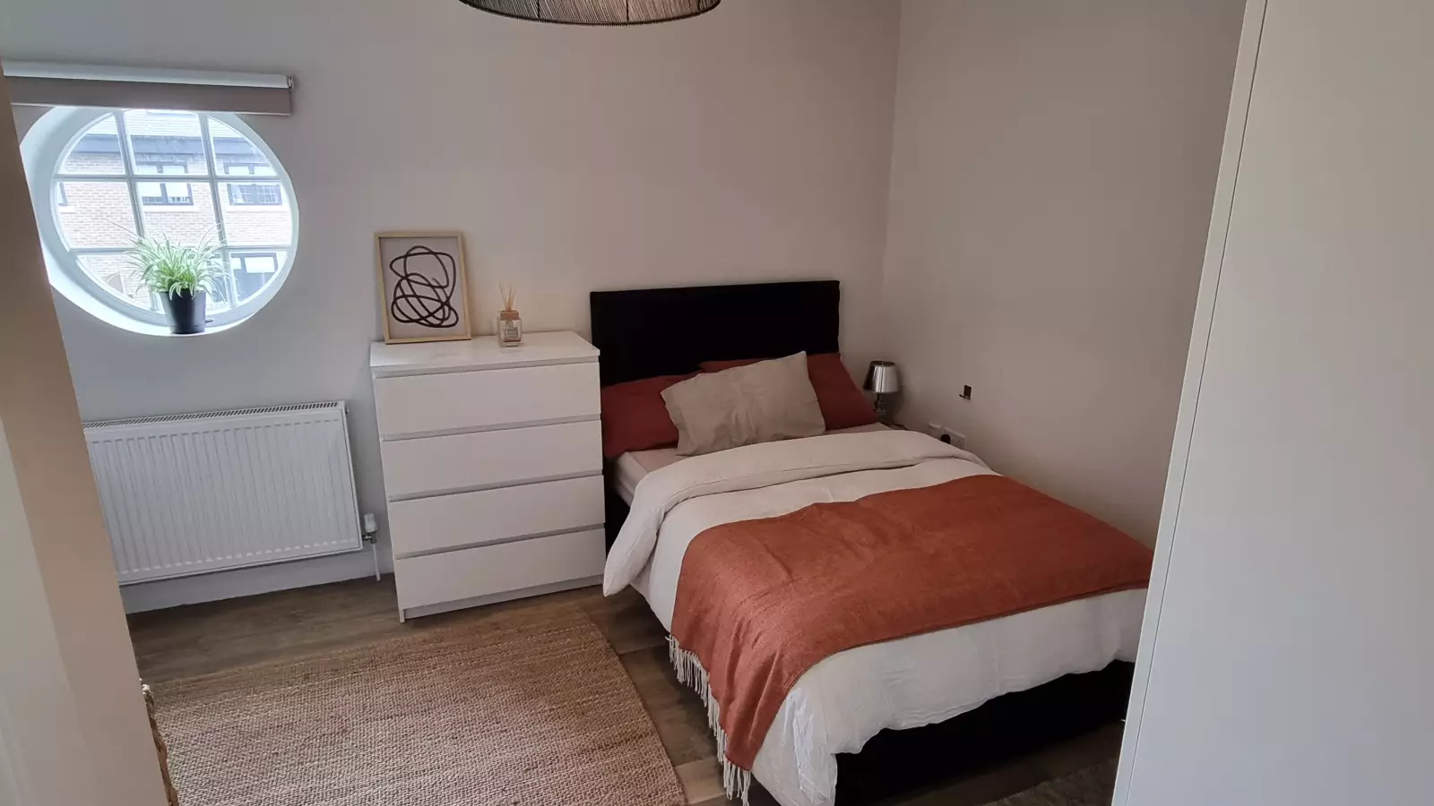Flat Radcliffe Road in Greater London