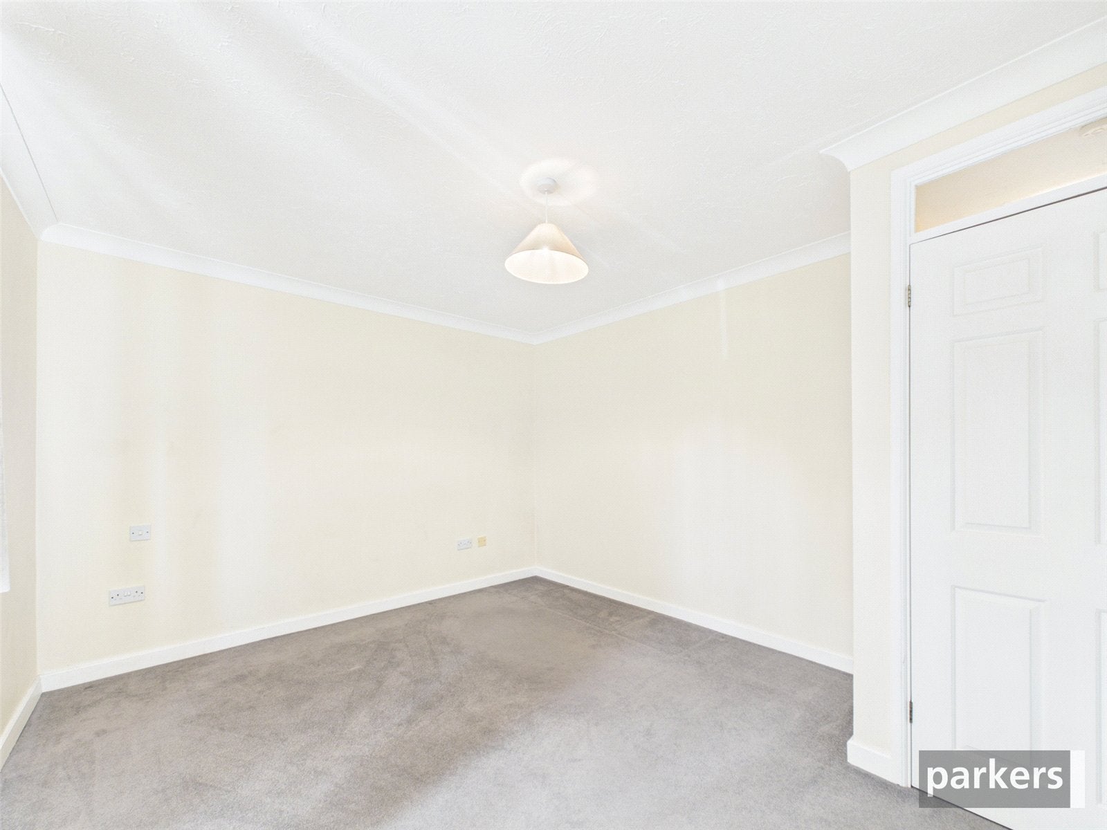 Flat Chapel Row in Twyford