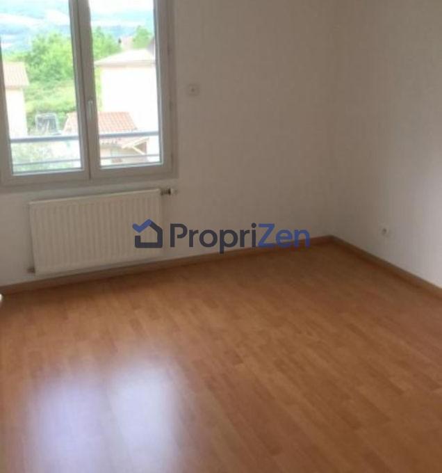 Appartement Rue de l'École à Brussieu