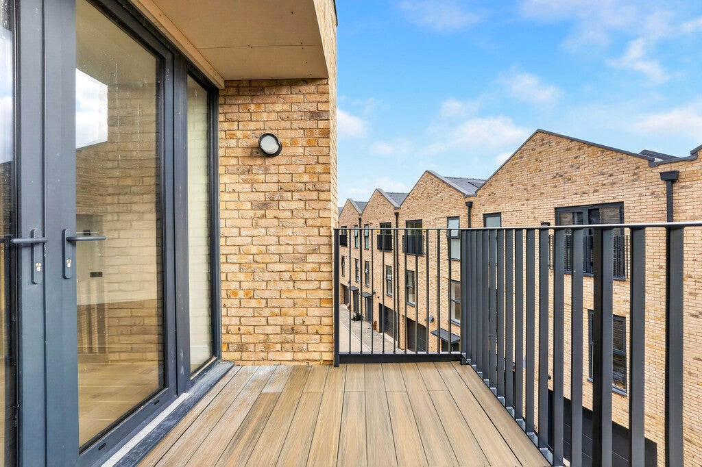 Flat Frankum Mews in Greater London