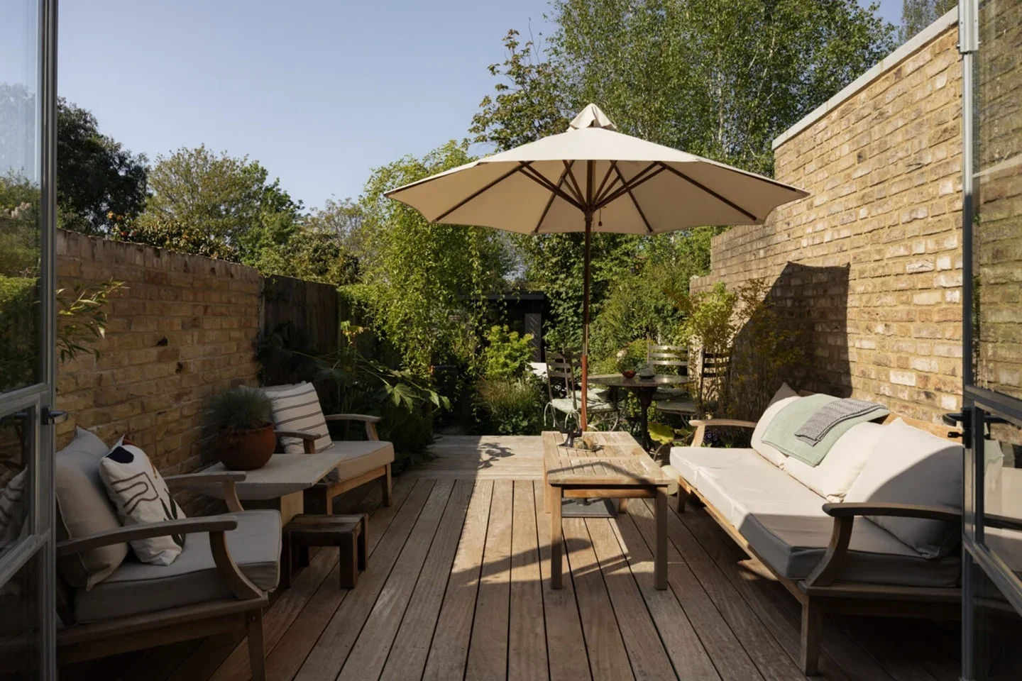 House Pembroke Road in Greater London