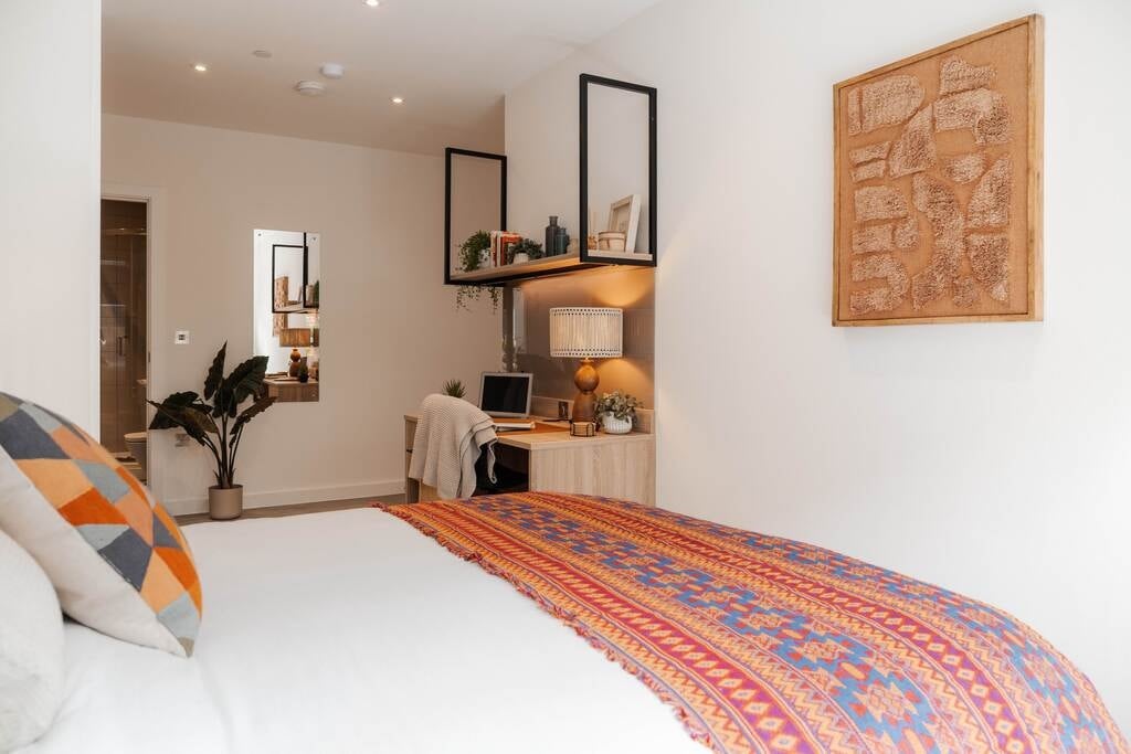 Room Childers Street in Greater London