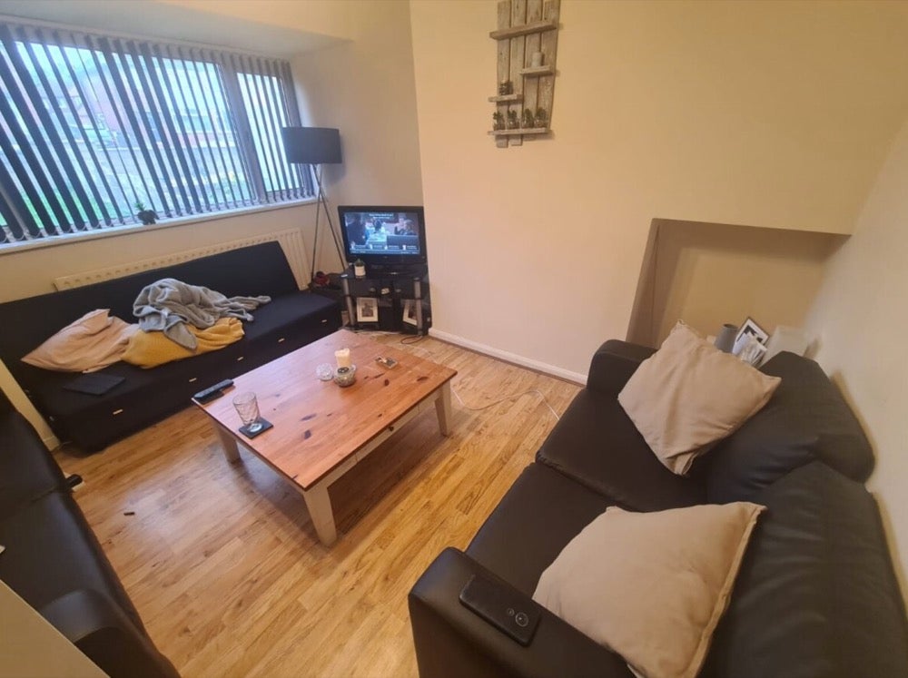 House Argie Avenue in Leeds