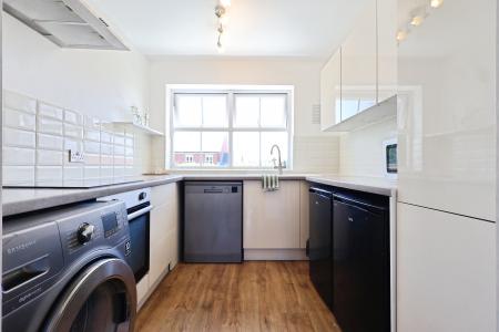 Flat Avonmeadow Close in Stratford-on-Avon