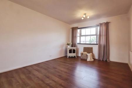 Flat Avonmeadow Close in Stratford-on-Avon