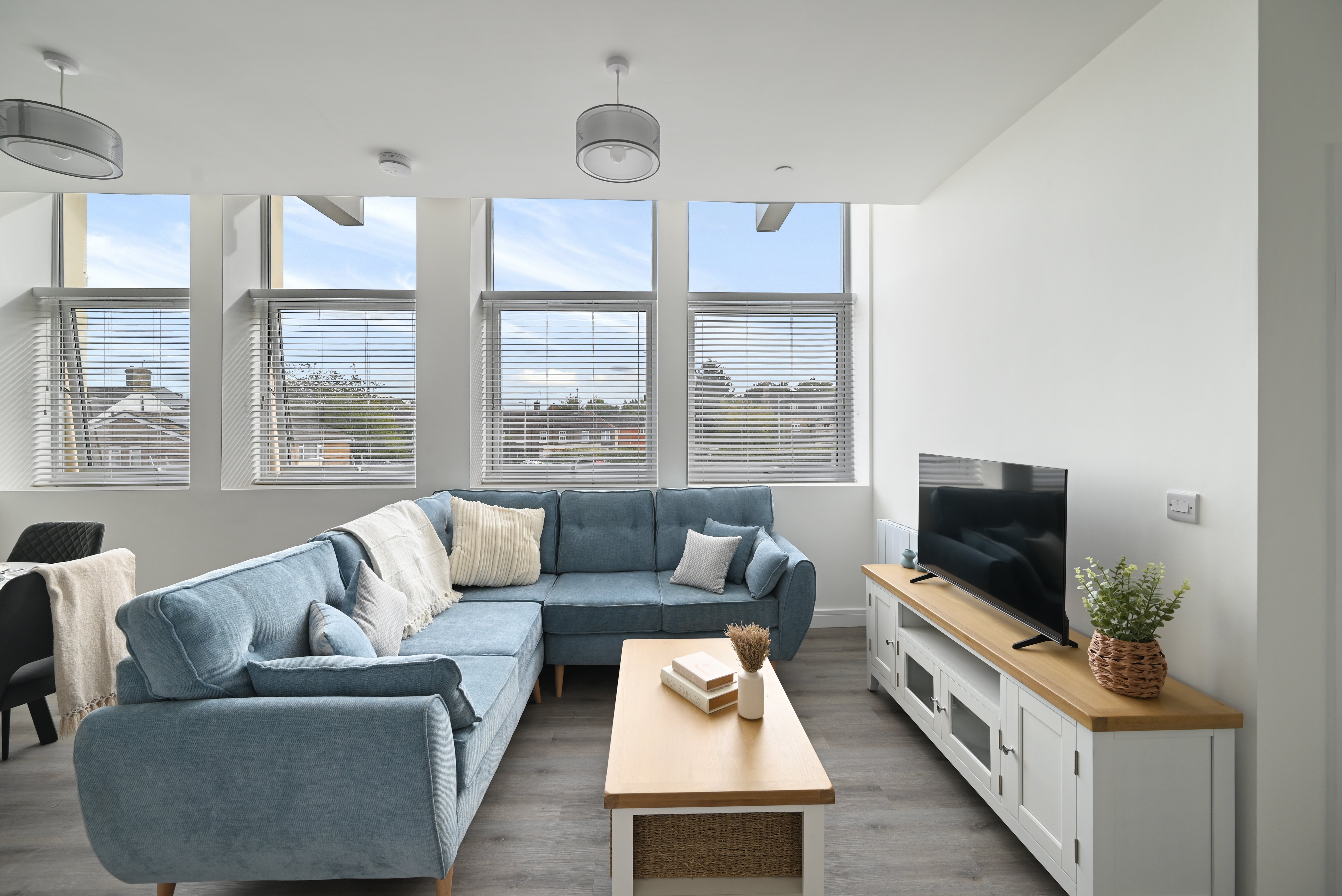 Flat Flamborough Close in Peterborough