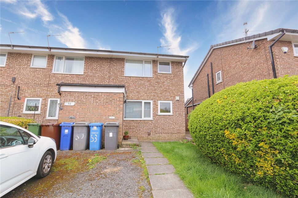 Flat Broadhurst in Tameside