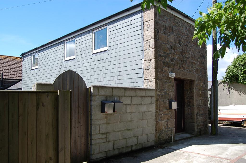 Flat Bond Street in Redruth