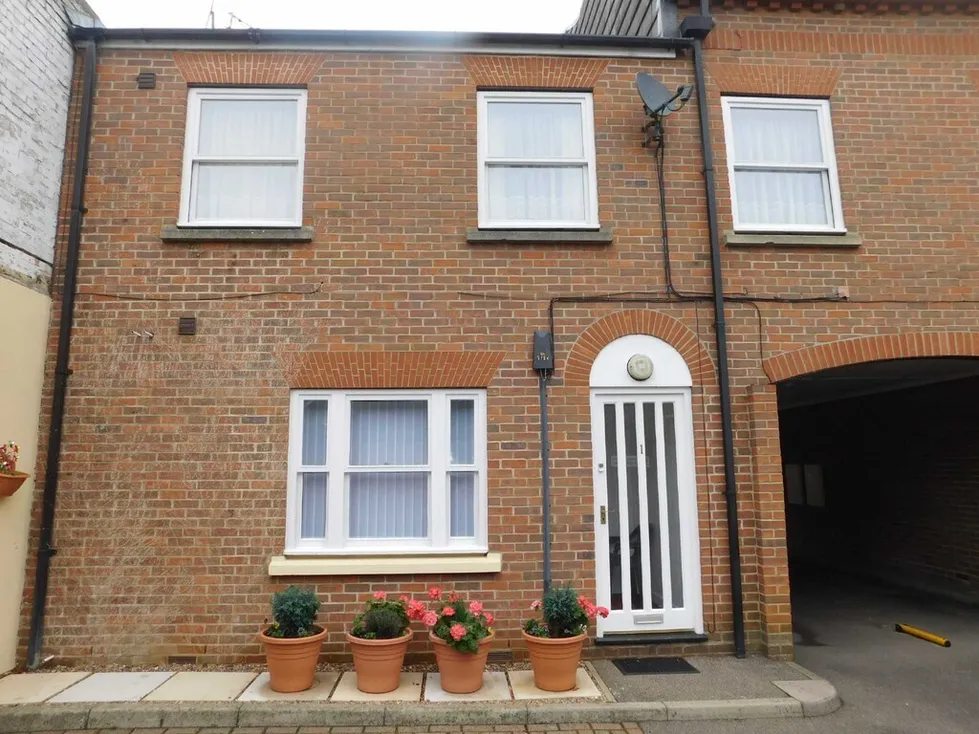 Flat Gainsborough Close in Downham Market