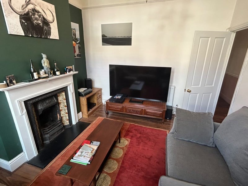 Room Doverfield Road in Greater London