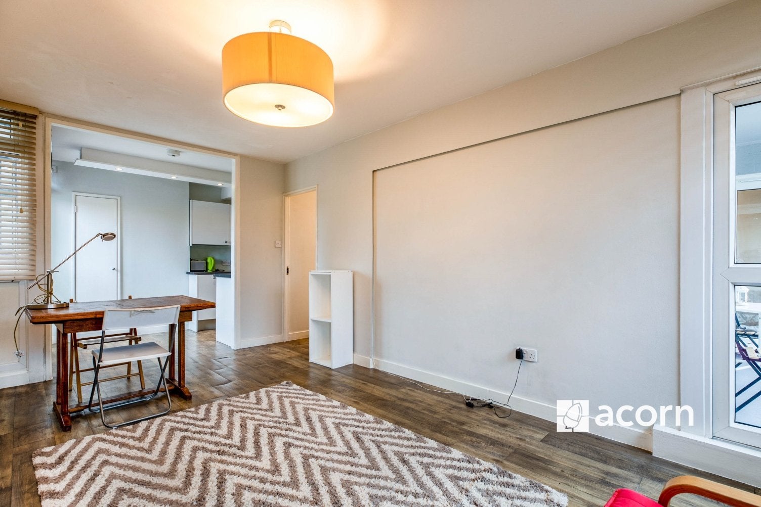 Flat Royal Road in Greater London