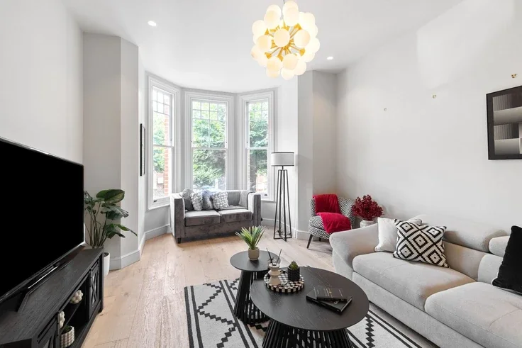 House Holmbury View in Greater London