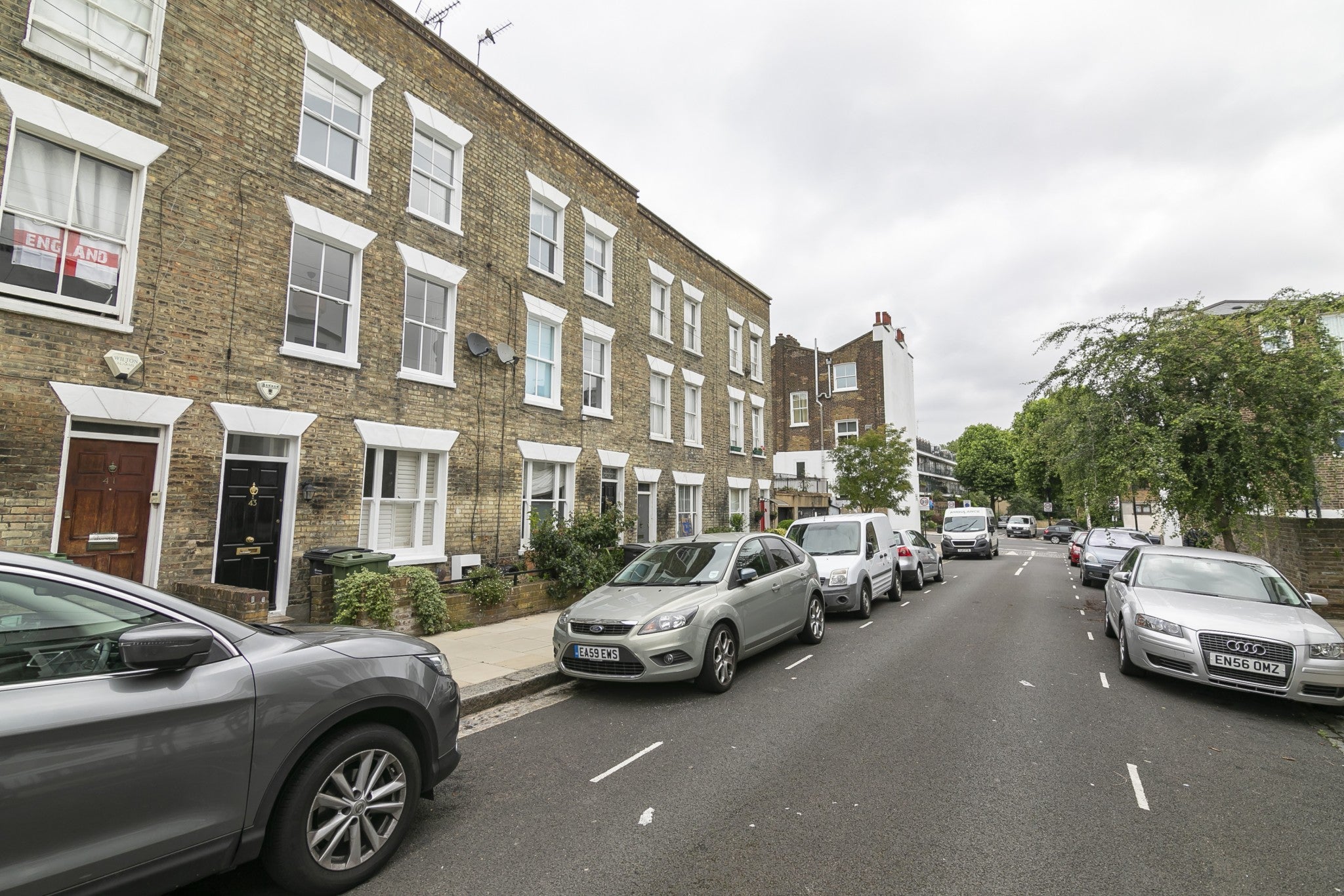 House Herbert Street in Greater London