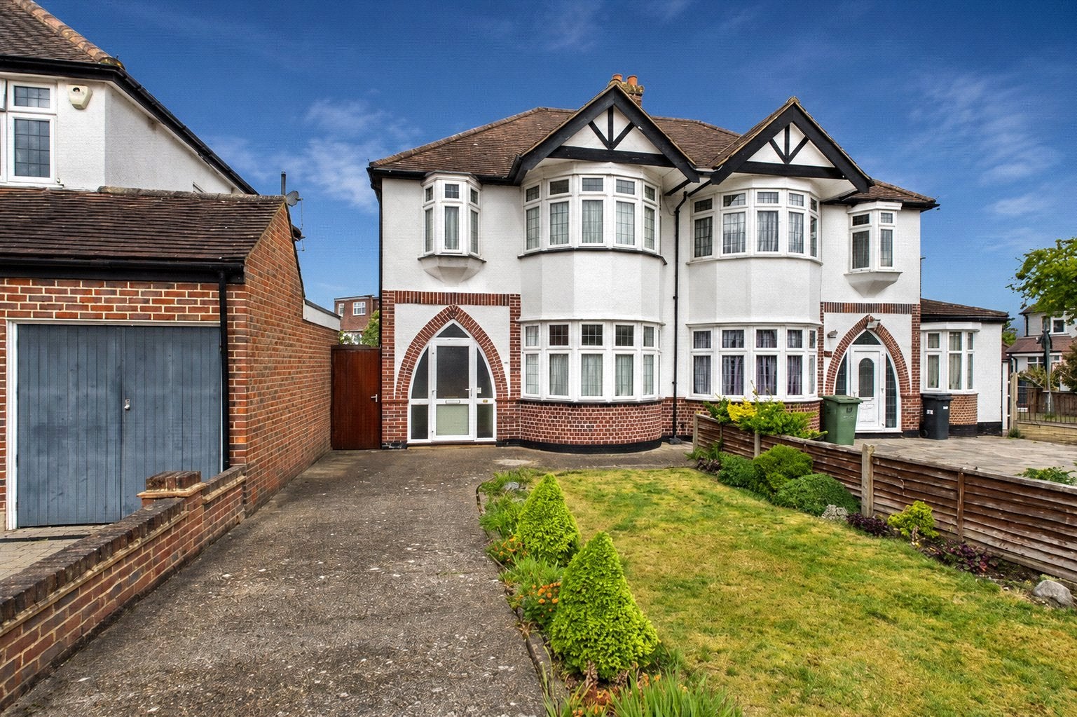 House Waverley Road in Epsom and Ewell