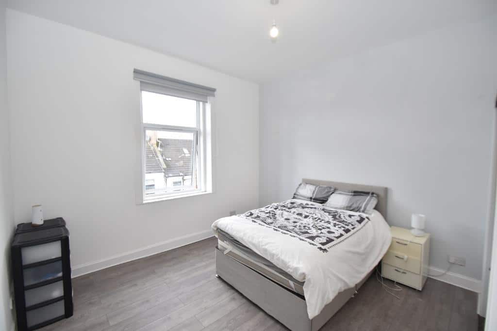 Flat Glencairn Street in Kirkintilloch