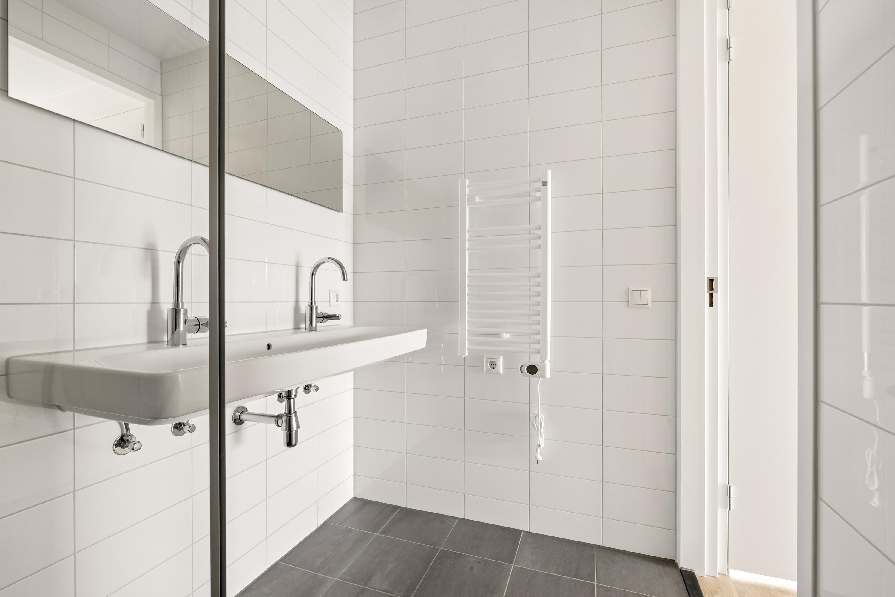 Appartement te huur: Elizabeth Anscombestraat 491, Amsterdam
