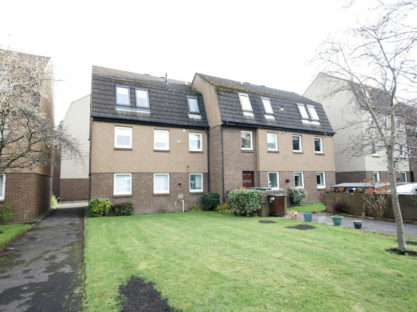 Flat Ettrickdale Place in City of Edinburgh