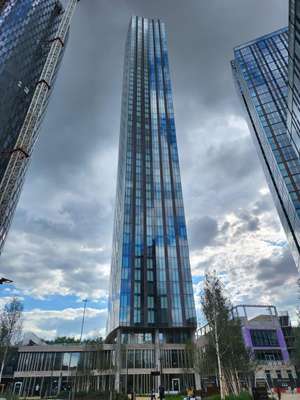 Flat Hunts Bank in Manchester