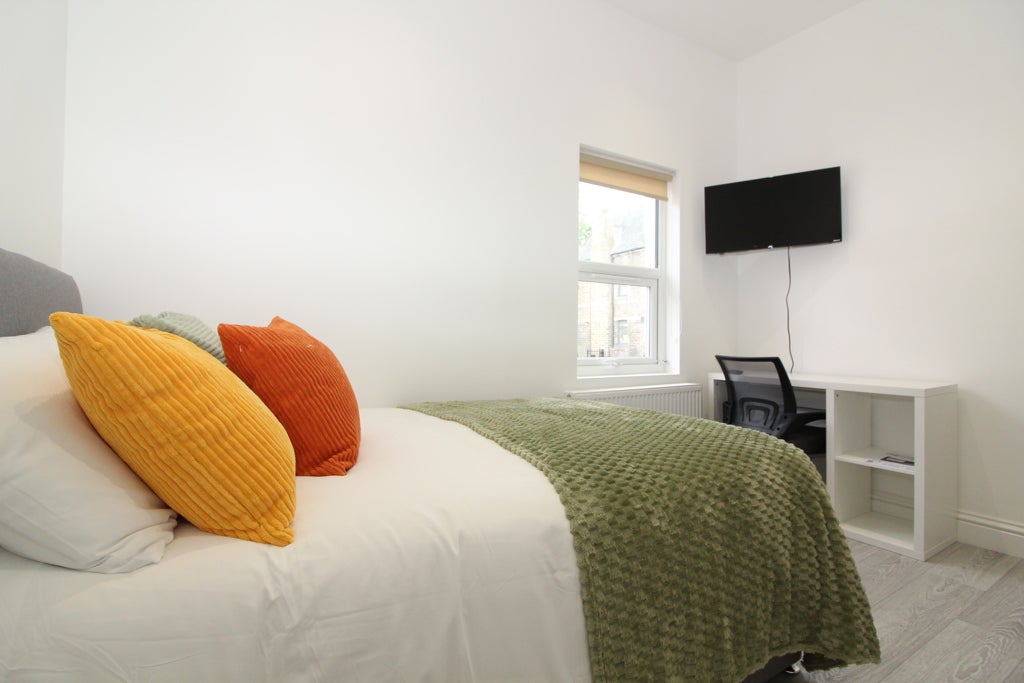 Room Seymour Street in Bishop Auckland
