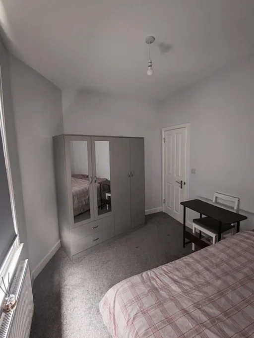 Room Alton Road in Greater London