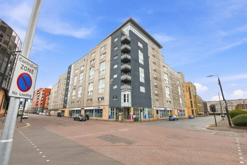 Flat Port Dundas Road in Glasgow