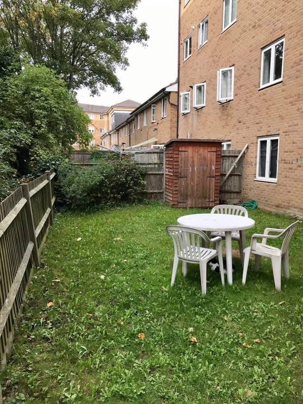 Room Buxhall Crescent in Greater London