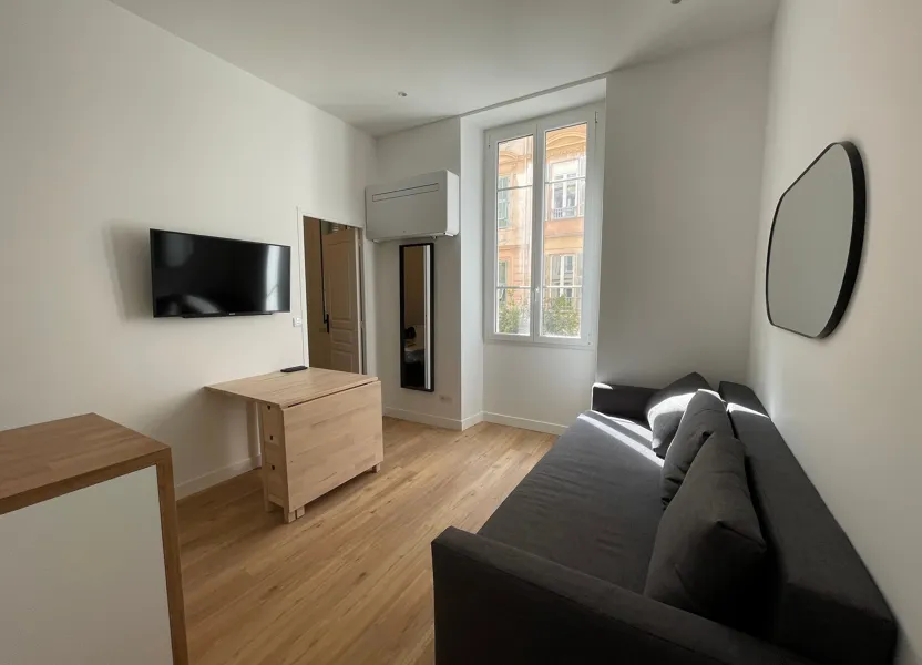 Appartement Avenue Jean Médecin à Nice