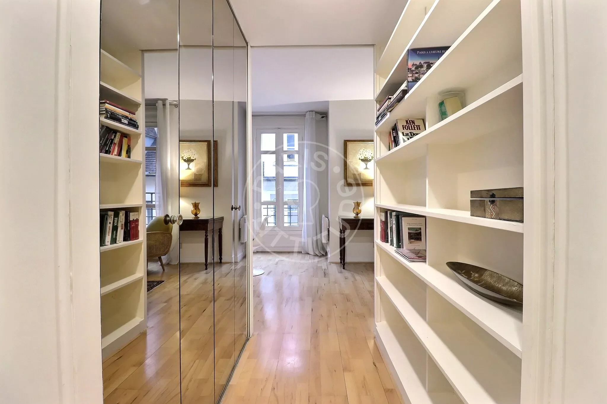 Flat Rue Galande in Paris