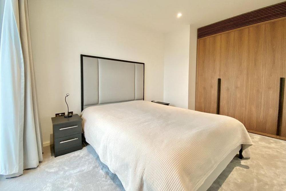 Flat Greville Road in Greater London
