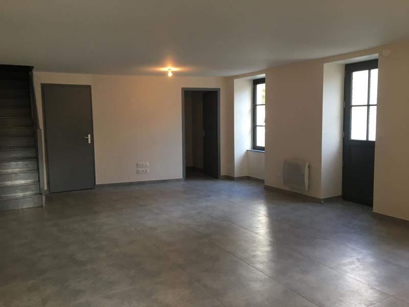 Maison D 737 à La Mothe-Saint-Héray