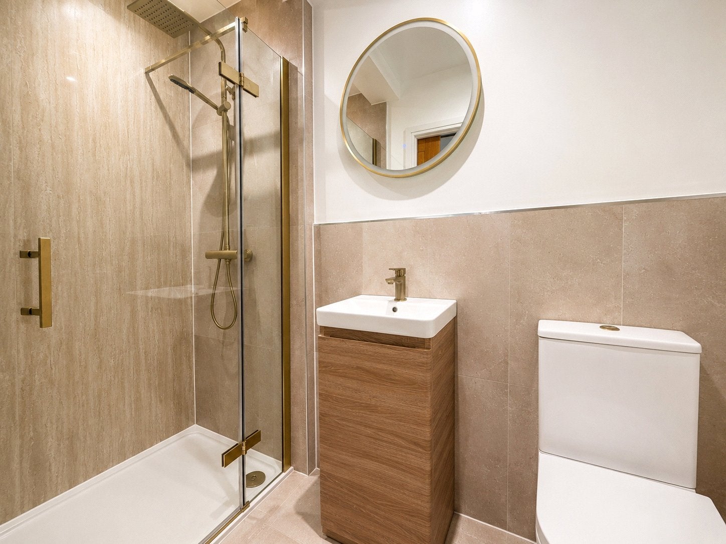 Room Royal Oak Road in Woking