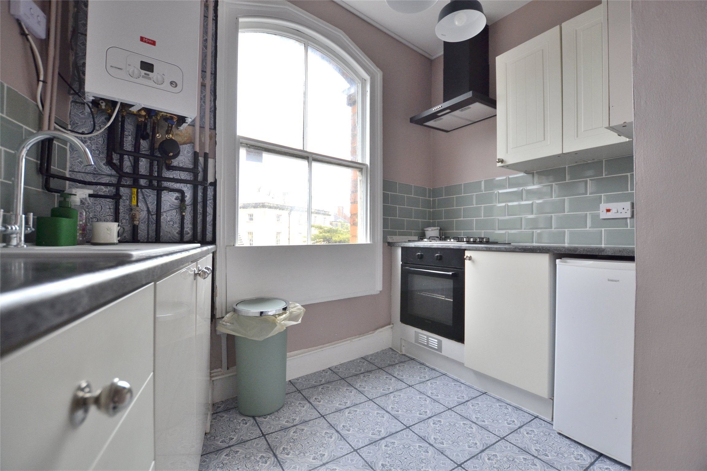 Flat Gloucester Street in Stroud