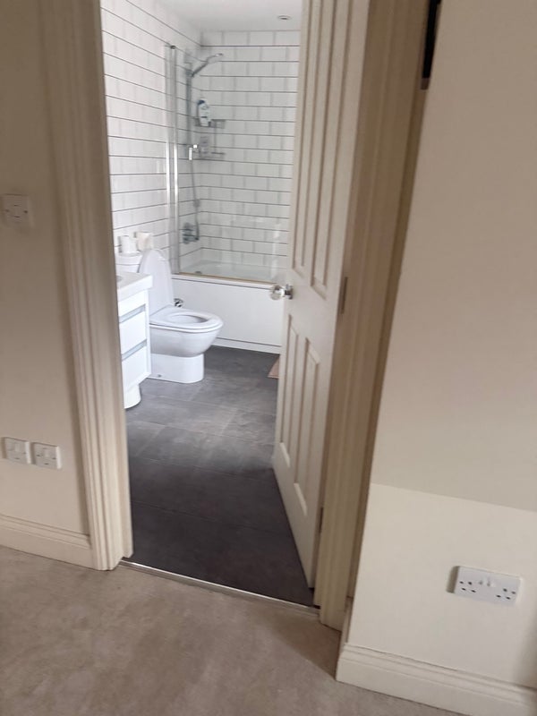 Room Starfield Road in Greater London
