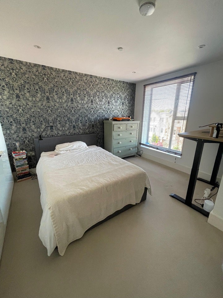 Room Underhill Road in Greater London
