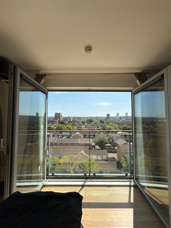 Room Erebus Drive in Greater London