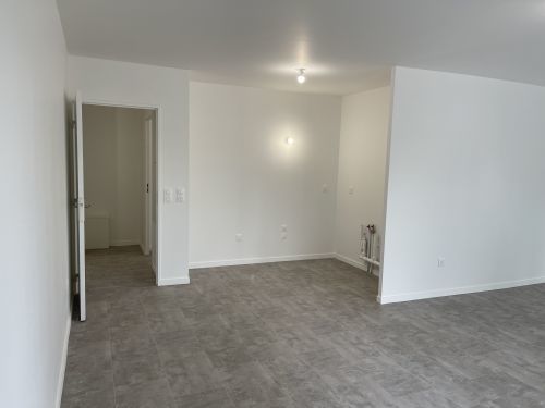 Flat Allée Robert de Wey in Livry-Gargan