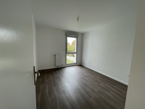 Flat Allée Robert de Wey in Livry-Gargan