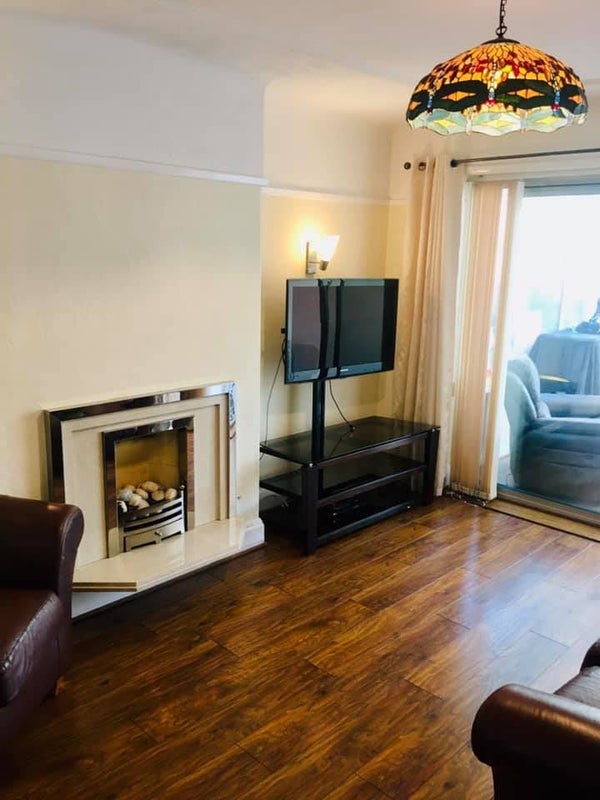 Room Alder Road in Liverpool