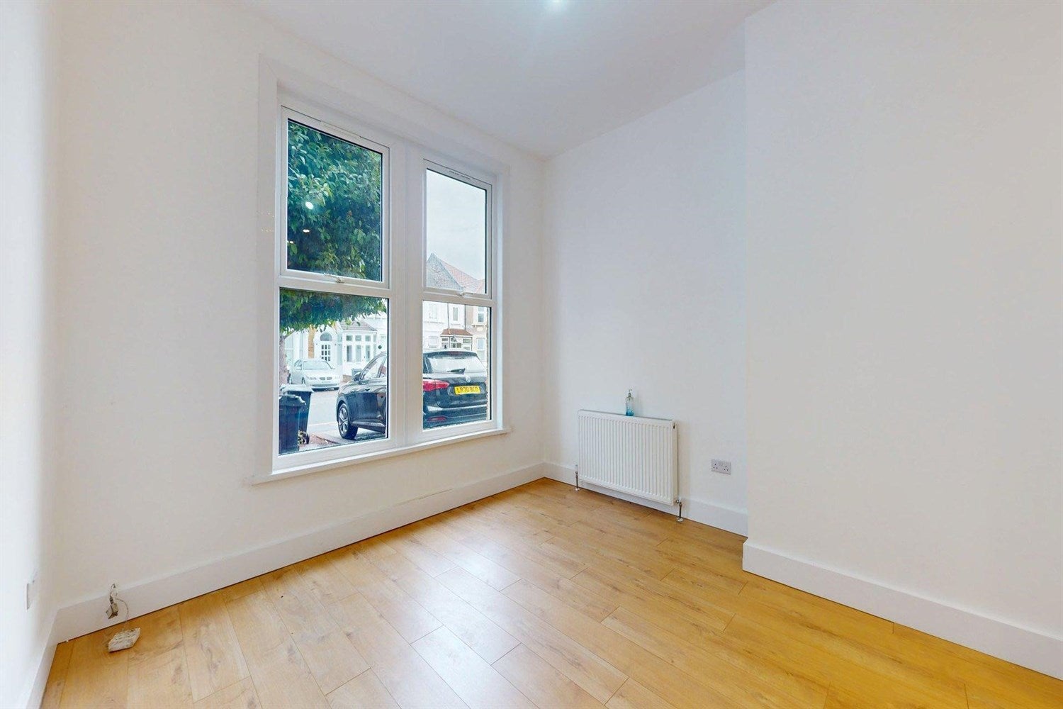 Flat Balfour Road in Greater London