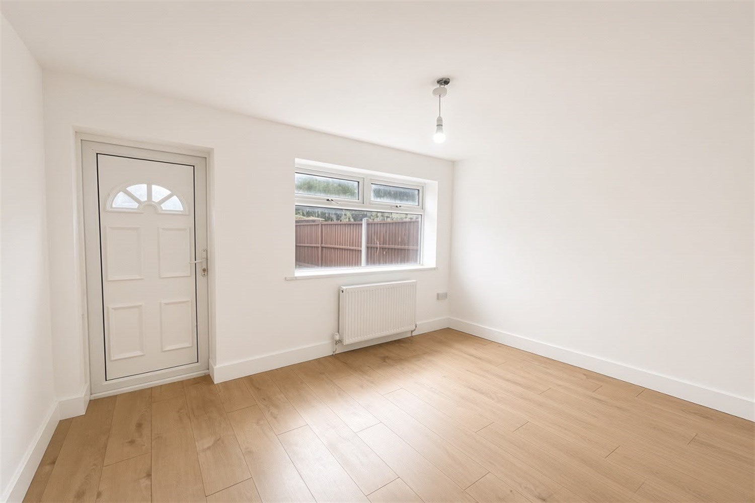 Flat Balfour Road in Greater London