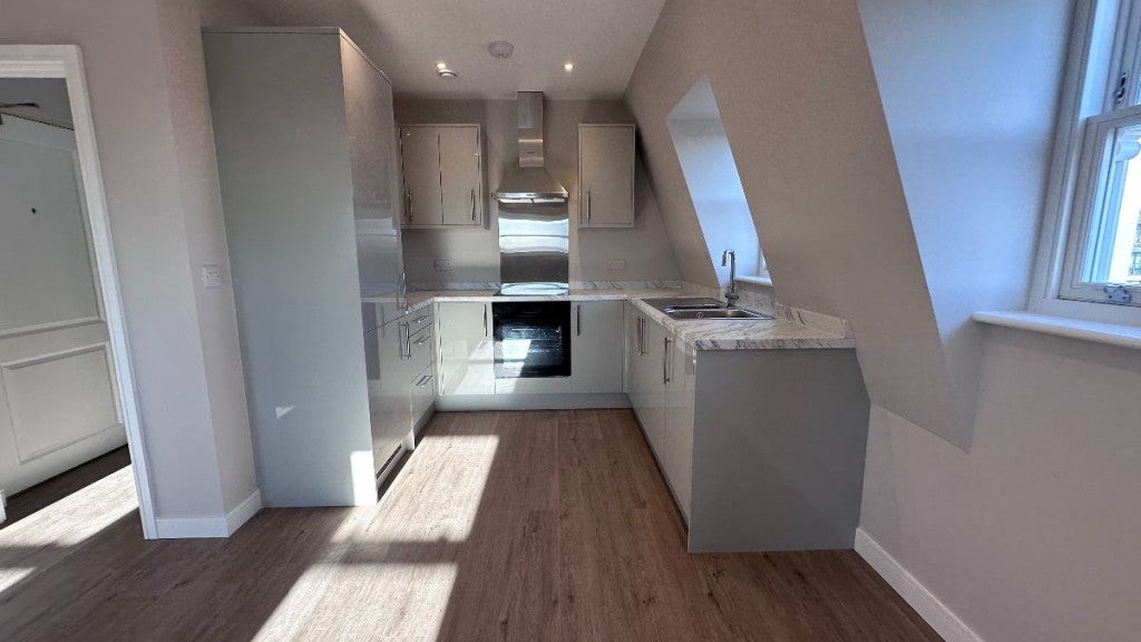 Flat All Saints Road in Greater London