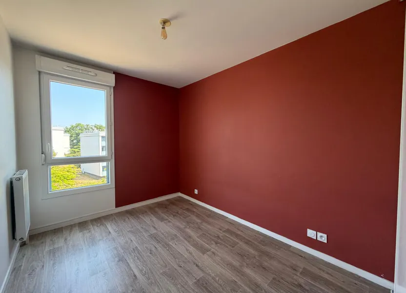 Appartement Place Yvonne et Jeannine Trihoreau à Saint-Michel-sur-Orge