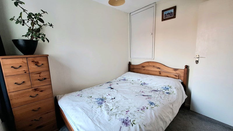 Room Thornhill Place in Maidstone