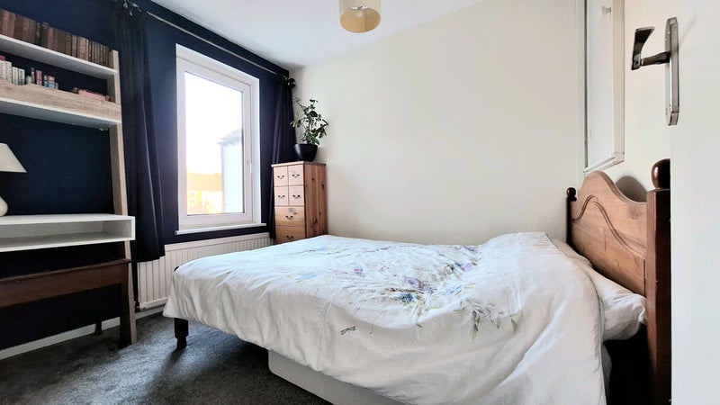 Room Thornhill Place in Maidstone