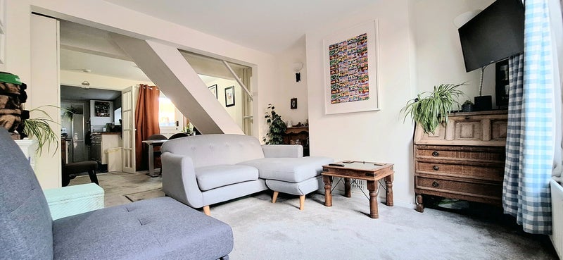 Room Thornhill Place in Maidstone