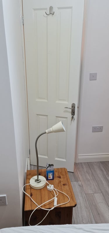 Room Park Lane in Greater London