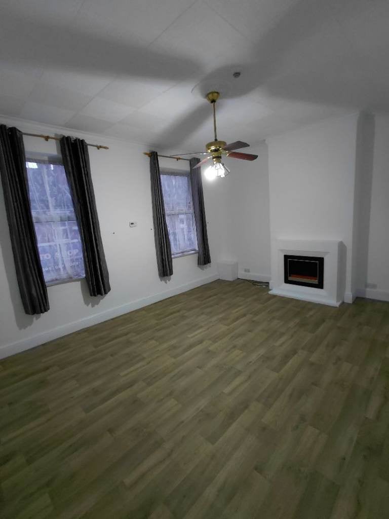 Flat Halesowen Road in Sandwell