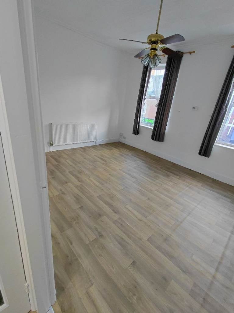 Flat Halesowen Road in Sandwell
