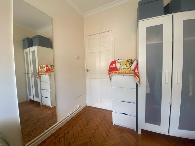 Room Nightingale Lane in Greater London