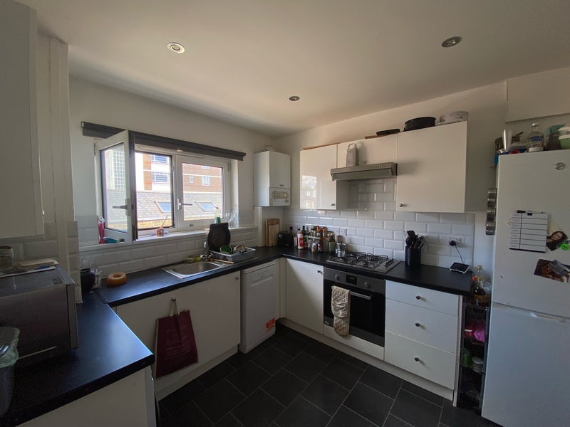 Room Nightingale Lane in Greater London
